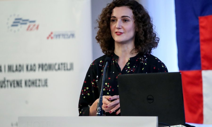 Iva Tomić