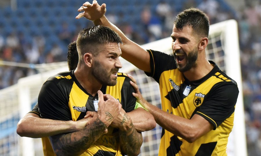 Marko Livaja (lijevo)
