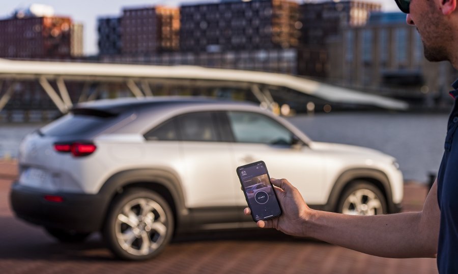 Najnovija verzija aplikacije MyMazda sada je dostupna besplatno u Apple AppStoreu i Google Play trgovini