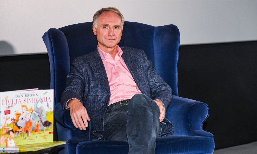 Dan Brown