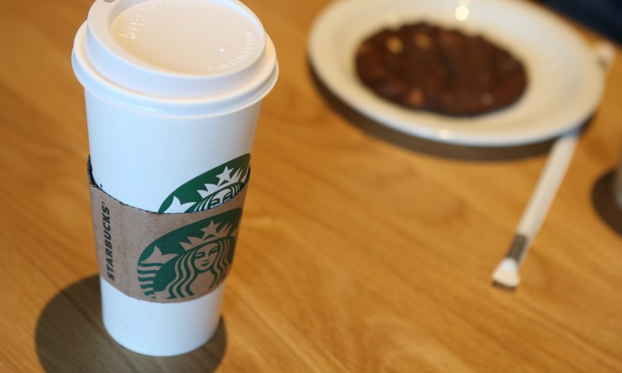Starbucks, ilustrativna fotografija
