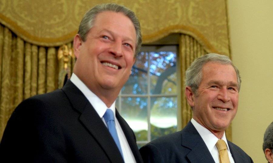 Al Gore i George Bush bili su predsjednički kandidati na izborima 2000.