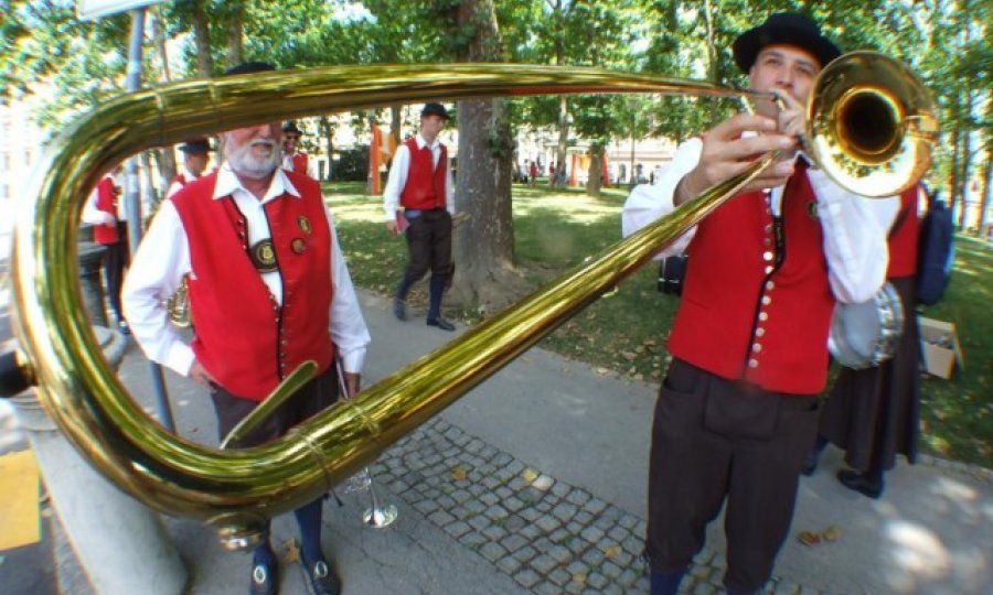 slovenci svirači