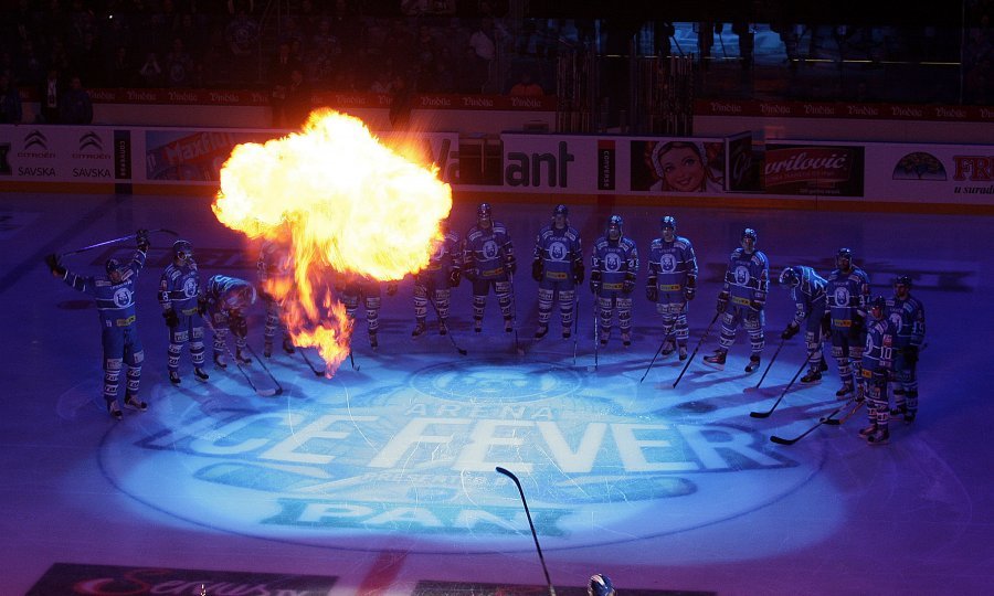 Spektakl u Areni (Medveščak - KAC), 5