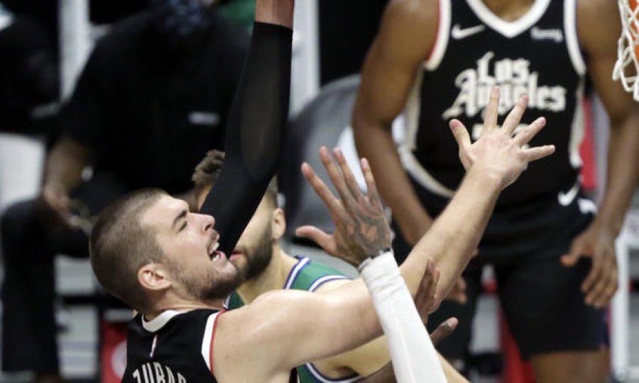 Ivica Zubac protiv Dallasa koji ih je dobio s 51 košem razlike