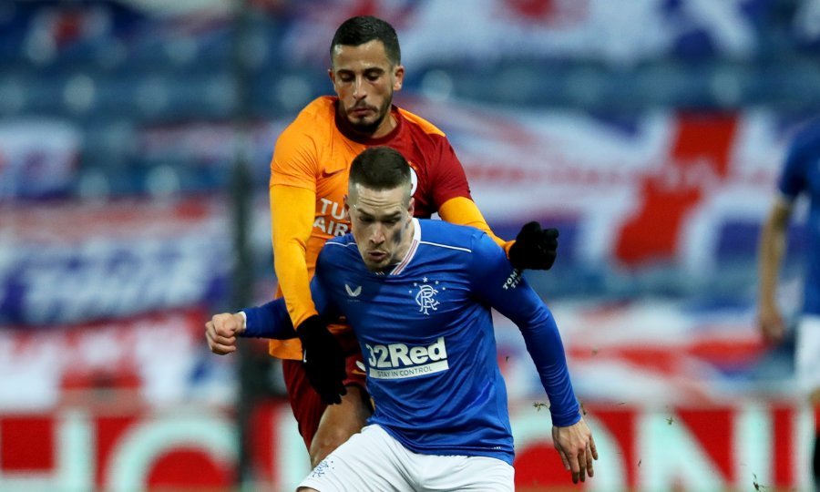 Omar Elabdellaoui (iza) i Ryan Kent