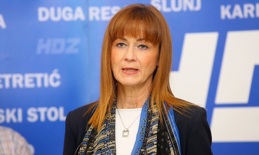 Martina Furdek Hajdin