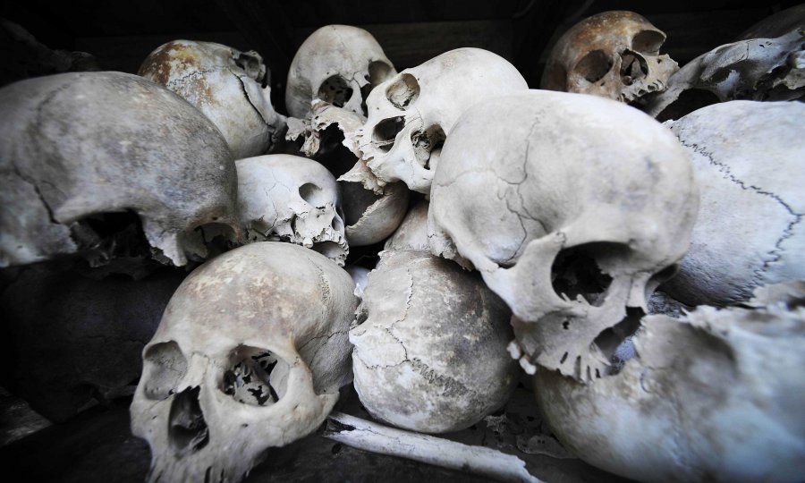 lubanje smrt genocid crveni kmeri ratni zločin