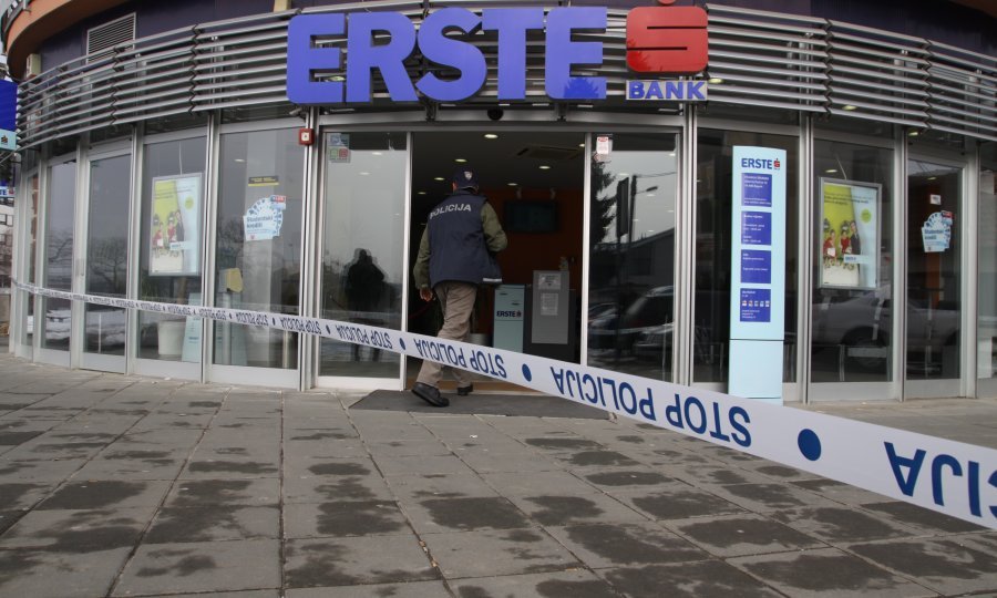 erste pljacka 012