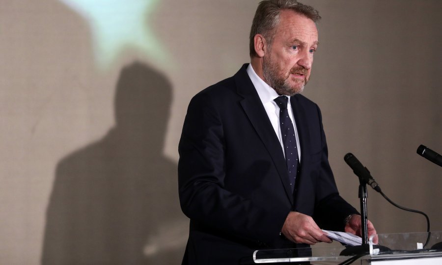 Bakir Izetbegović