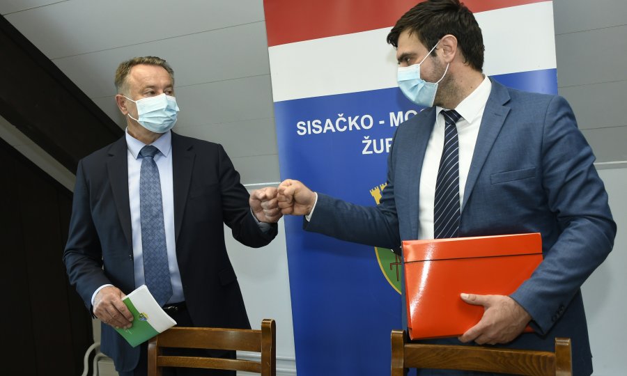 Ivo Žinić na primopredaji vlasti Ivanu Celjaku