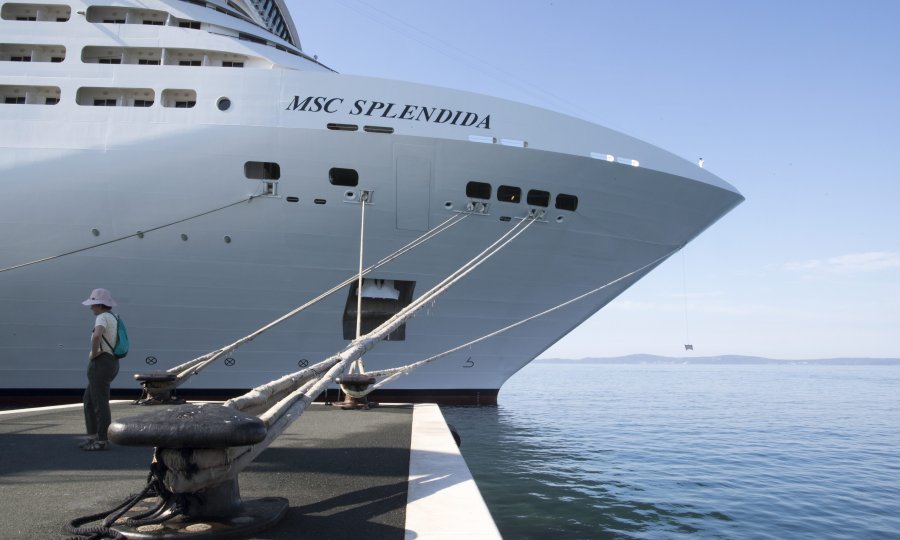 U splitsku gradsku luku je Split,18. lipnja 2021. uplovio je prvi kruzer MSC Spendida