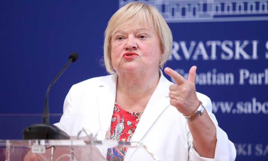 Anka Mrak Taritaš