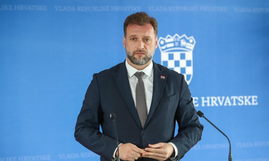 Mario Banožić