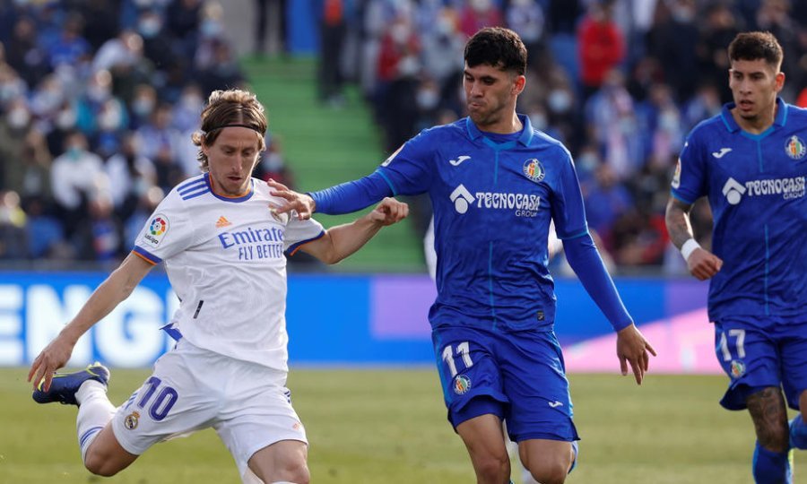 Luka Modrić: Nadam se da ću u Real Madridu napuniti 38 godina, kao Gento