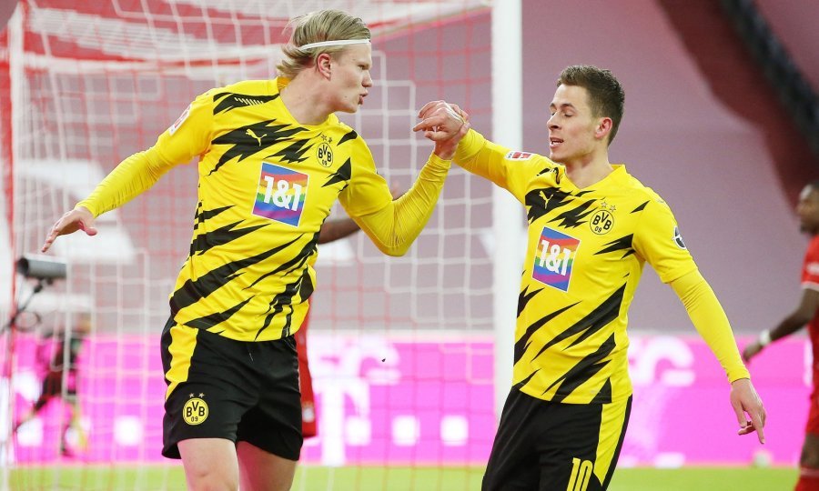 Erling Haaland i Thorgan Hazard