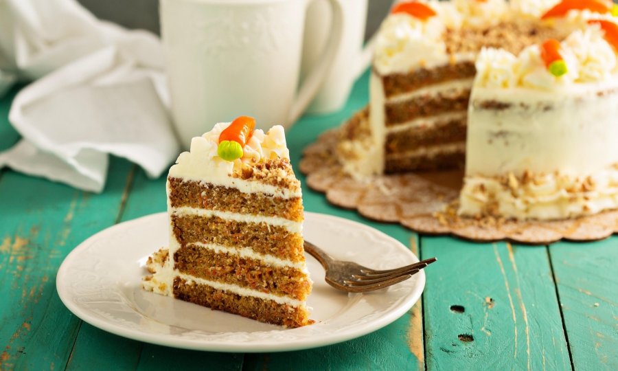Torta od mrkve oduševit će vas dodatkom kokosa i ananasa