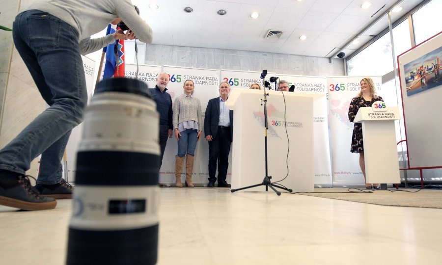 Stranka rada i solidarnosti