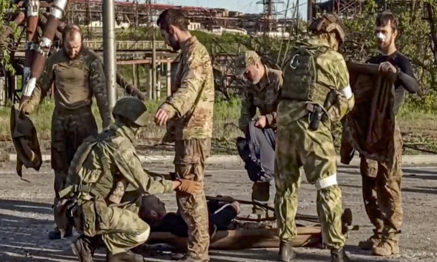 Evakuacija ukrajinskih vojnika iz Azovstalja