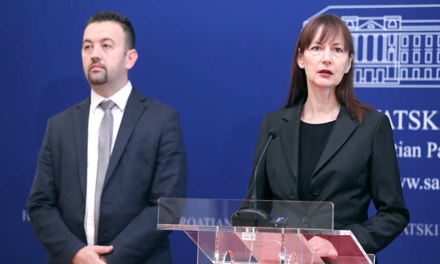 Hrvatski suverenisti, Marijan Pavliček i Vesna Vučemilović