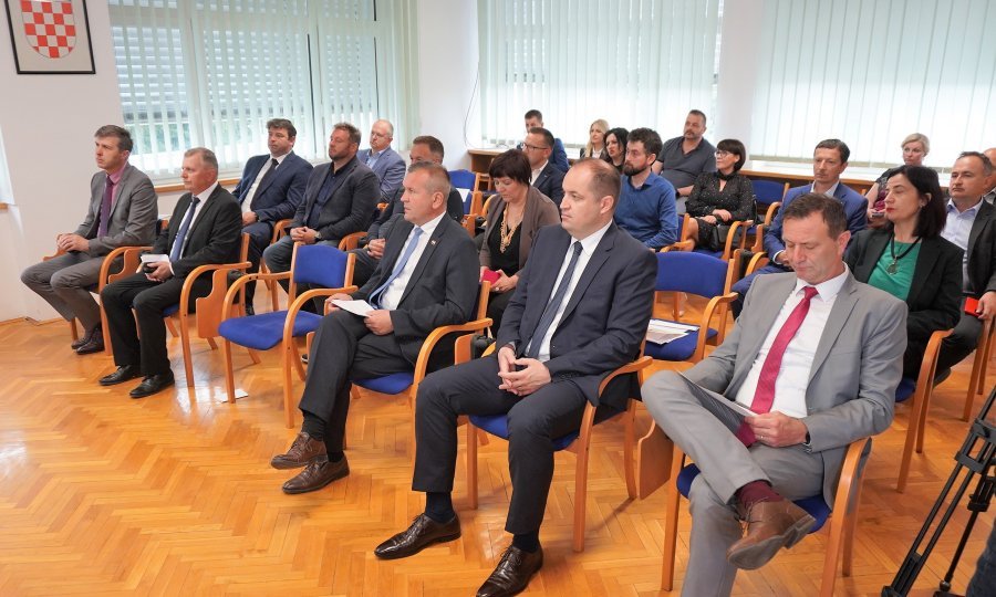 Sudionici na otvorenju Ispostave HB u Varaždinskoj županiji