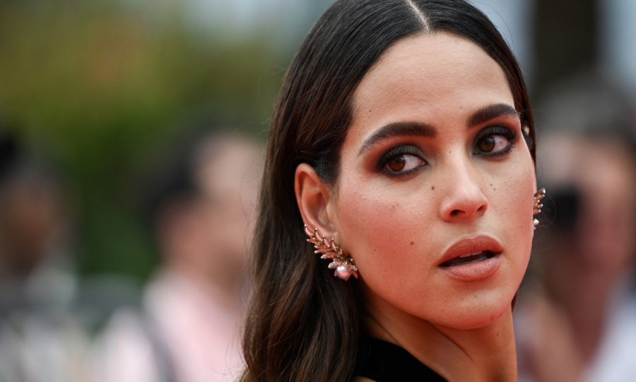 Adria Arjona