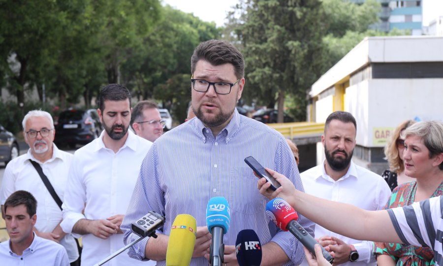 Peđa Grbin u Splitu