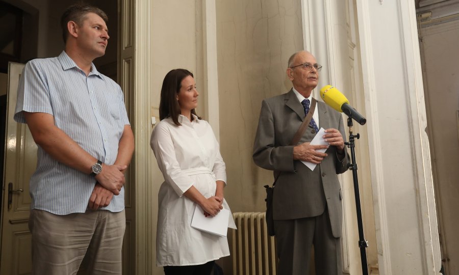 Arhitektica i pomoćnica tajnika HAZU Dajana Županic Jaković i Željko Tomičić