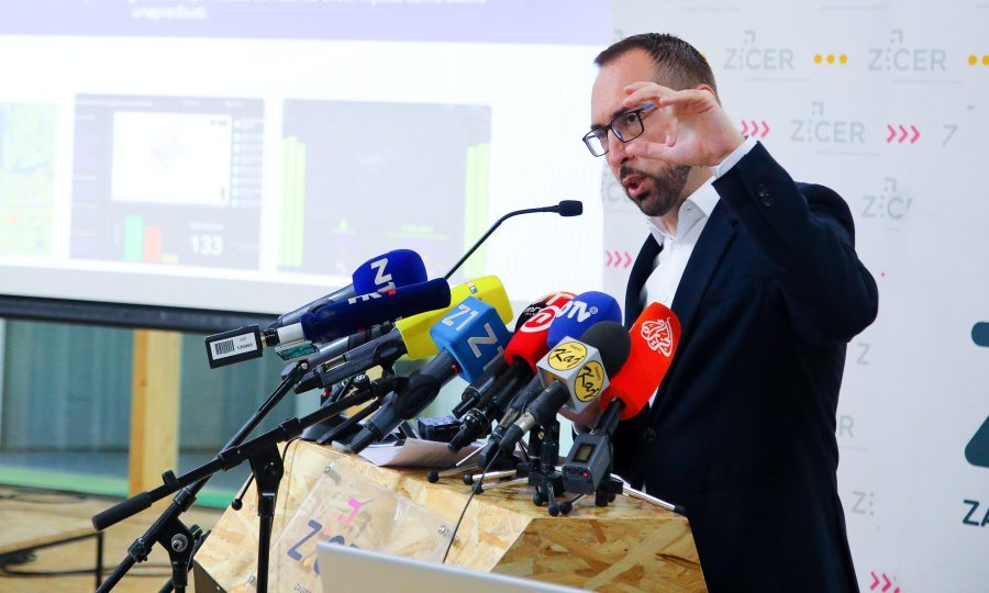 Tomašević na konferenciji za medije