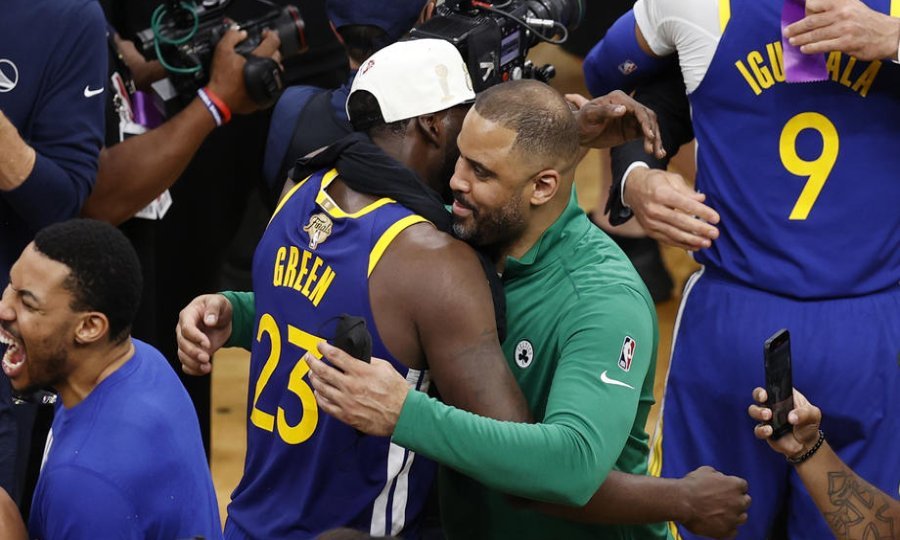 Draymond Green i Ime Udoka nakon NBA finala 2022.