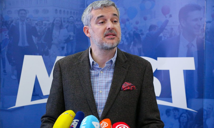 Nino Raspudić