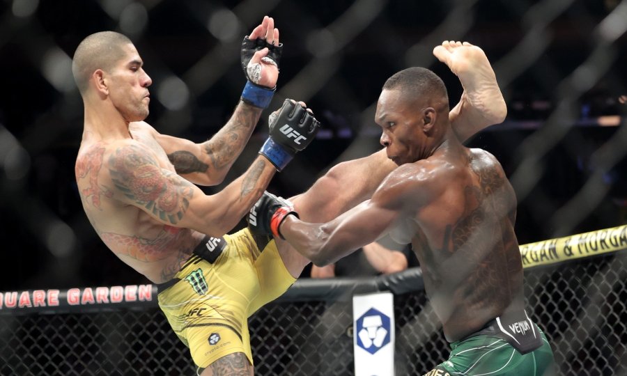 Alex Pereira (lijevo) vs. Israel Adesanya