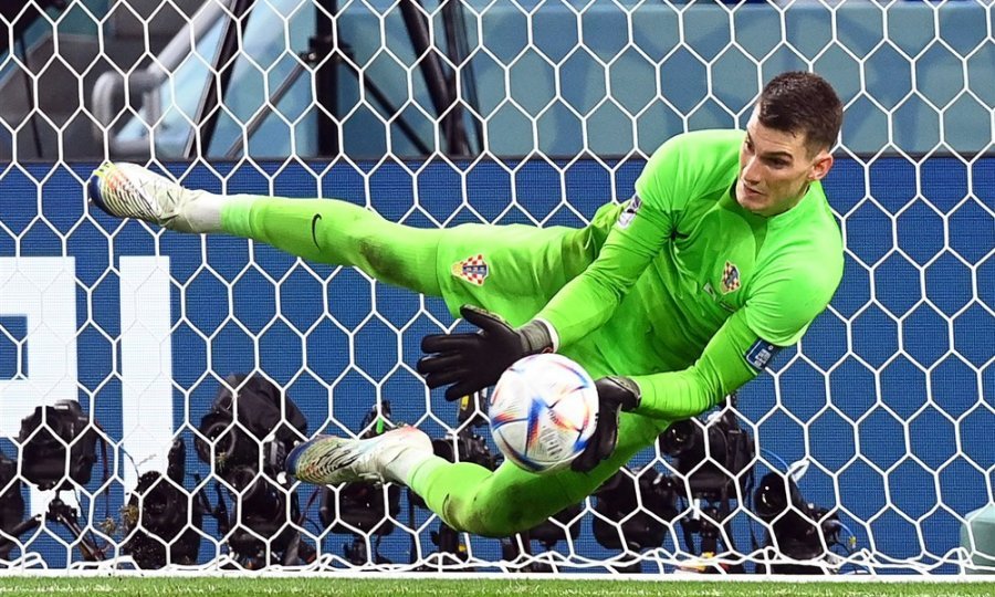 Oglasio se hrvatski junak Dominik Livaković! Skinuo je tri penala i odveo 'vatrene' u četvrtfinale: Ovo je najbolja utakmica u mom životu i najdraži trenuci u mojoj karijeri - tportal