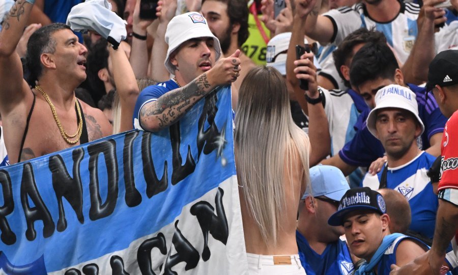 Argentinka na stadionu u Katru