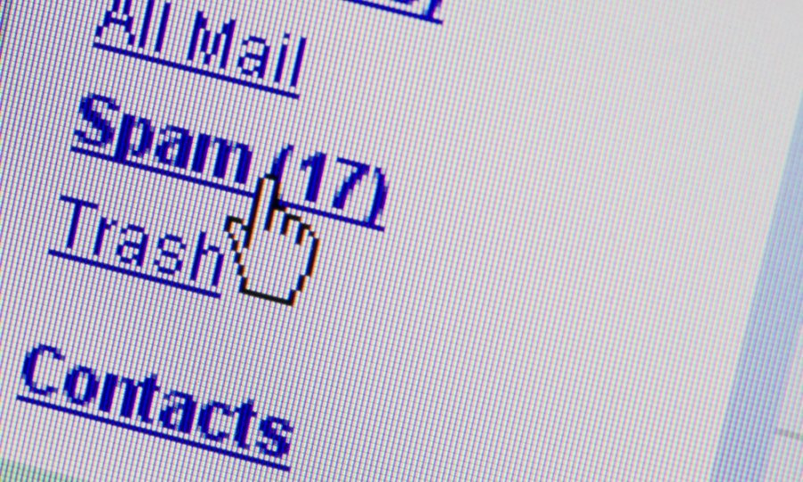 spam mail poruka