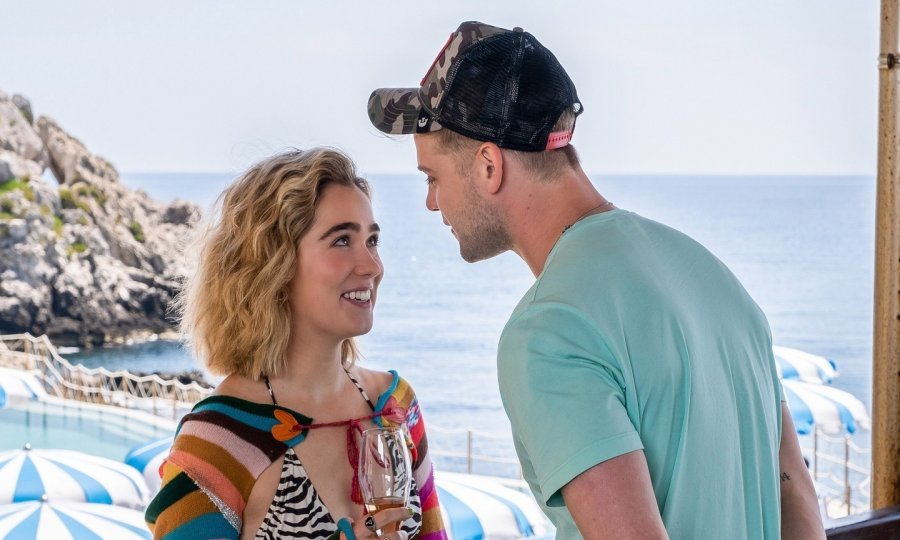 Leo Woodall i Haley Lu Richardson u seriji Bijeli lotus