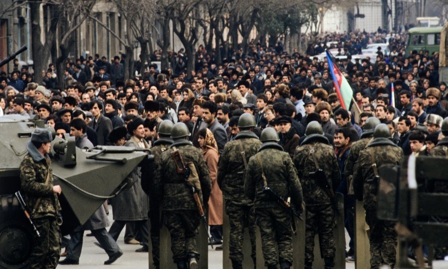 Intervencija sovjetske vojske u Azerbajdžanu u siječnju 1990.
