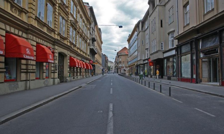 Puste-ulice-pusta-ulica
