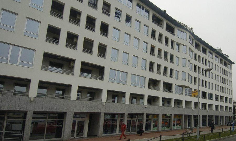 STAMBENA ZGRADA STANOVI
