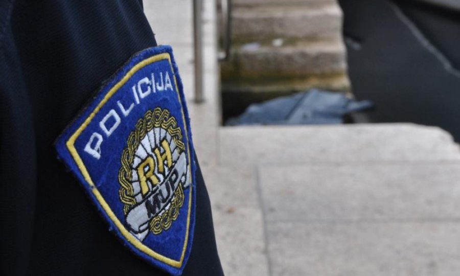 policija ilustracija leš pula
