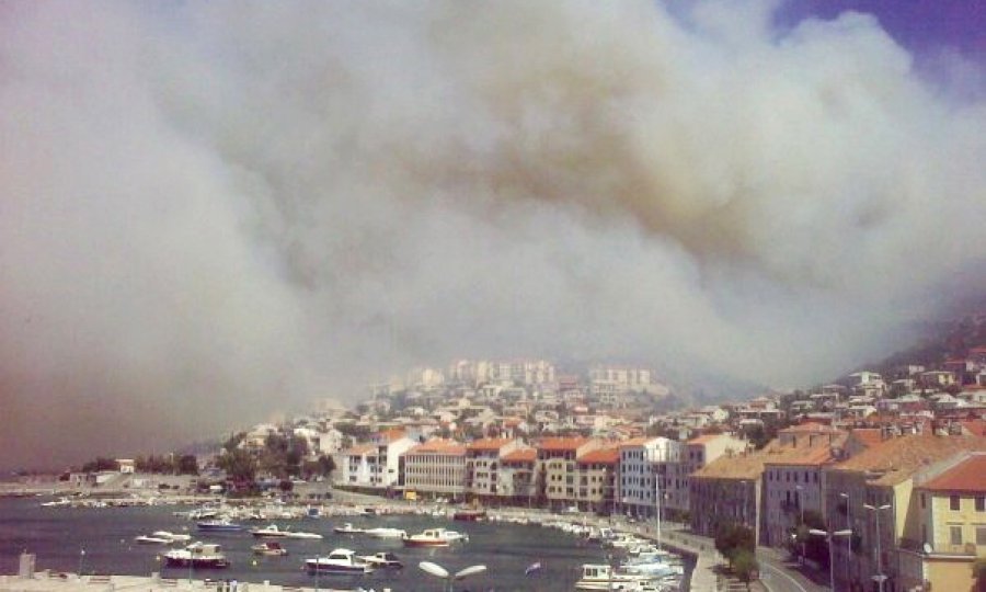 pOŽAR sENJ