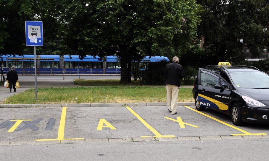 taxi parking