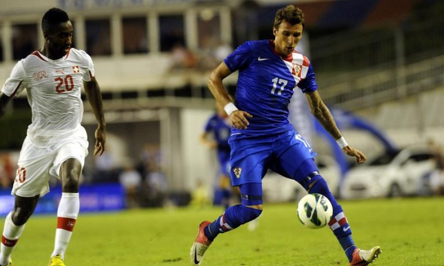 Mario Mandžukić i Djourou