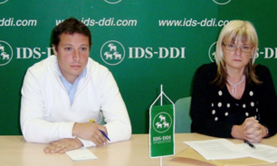 Glavni_tajnik_IDS_a_Tedi_Chiavalon_i_potpredsjednica_IDS_a_Nevija_Poropat_big