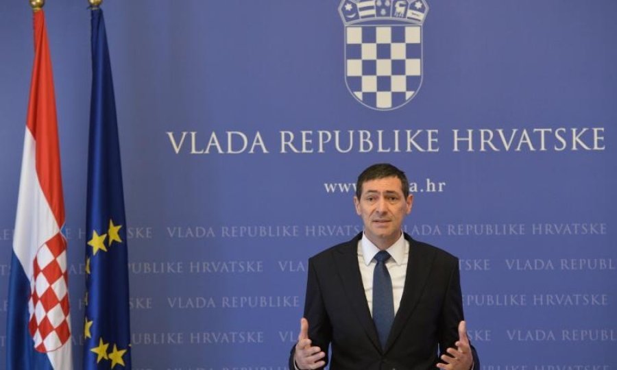 Ministar Ante Kotromanovic obratio se medijima oko proslave Dana drzavnosti i obljetnice ratne akcije Oluja. Photo: Marko Lukunic/PIXSELL