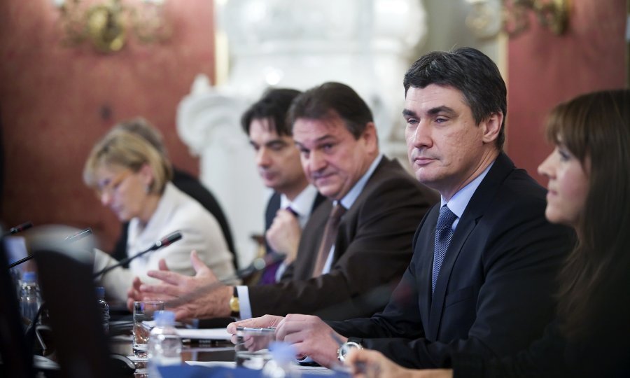 Zoran Milanović prva sjednica vlade