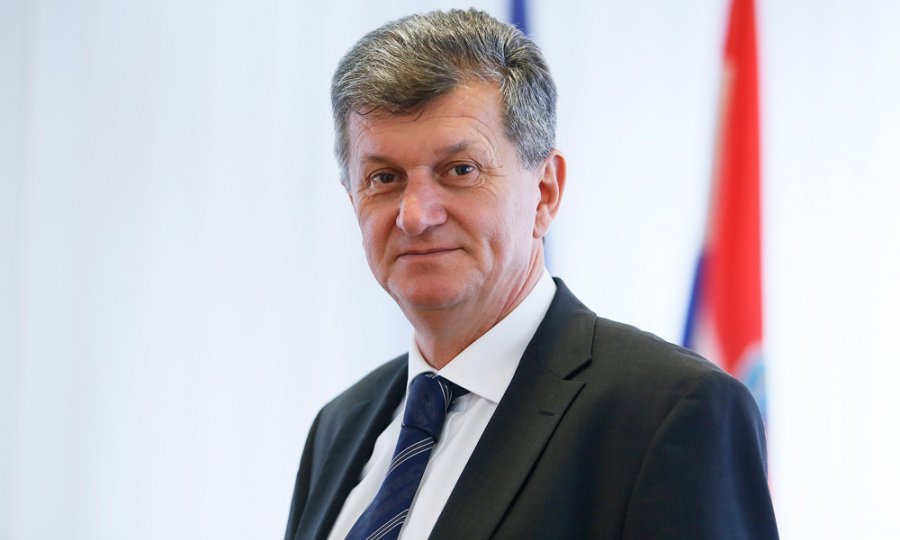 Milan Kujundžić (16)