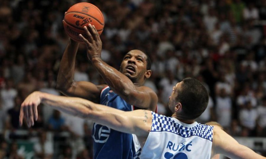 Zadar - Cibona, Tomo Ružić i Jamont Gordon
