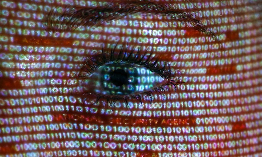 nadzor špijunaža snowden