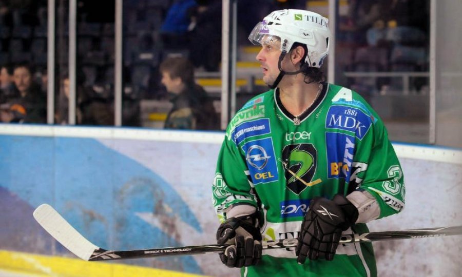 Frank Banham, Olimpija 2010
